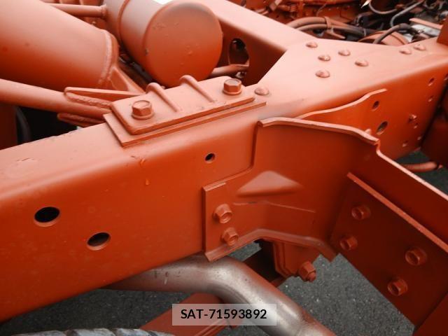 Isuzu ELF TRUCK 2025-03 8245128-17