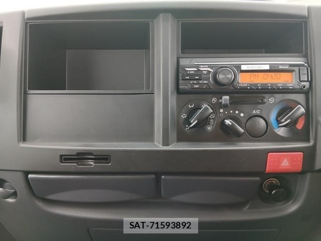 Isuzu ELF TRUCK 2025-03 8245128-24