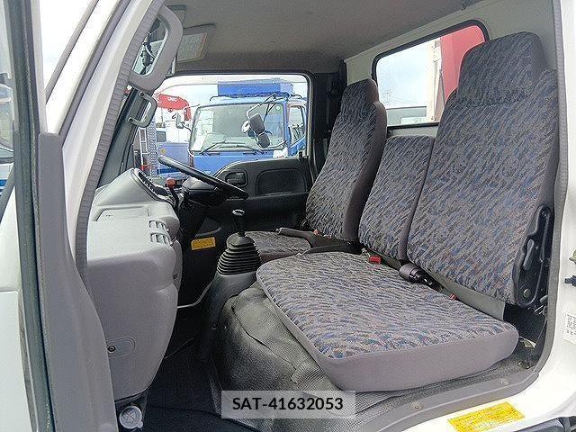 Isuzu ELF TRUCK 2004-05 8245136-14