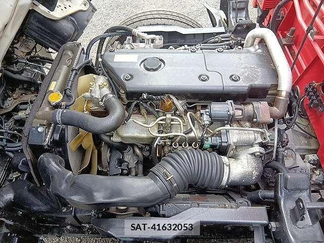 Isuzu ELF TRUCK 2004-05 8245136-15