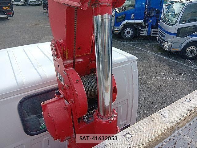 Isuzu ELF TRUCK 2004-05 8245136-6