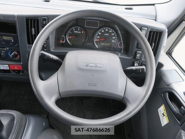 Isuzu ELF TRUCK 2014-12 8245126-15