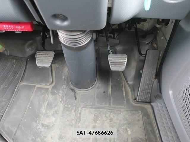 Isuzu ELF TRUCK 2014-12 8245126-20