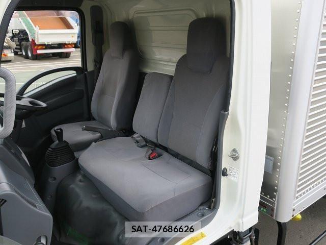 Isuzu ELF TRUCK 2014-12 8245126-21