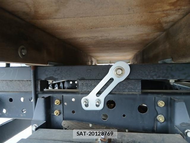 Isuzu ELF TRUCK 2021-03 8245134-13