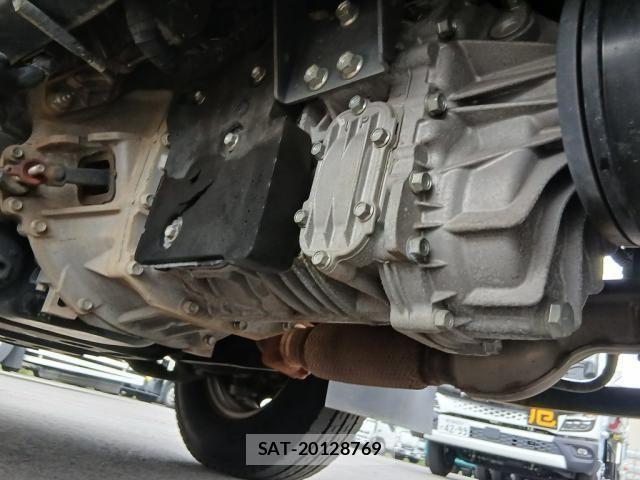 Isuzu ELF TRUCK 2021-03 8245134-17