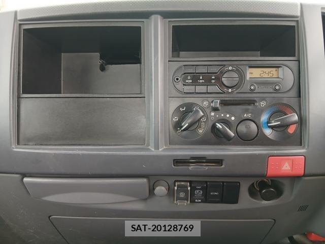 Isuzu ELF TRUCK 2021-03 8245134-21