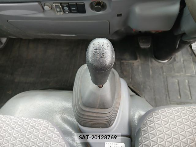 Isuzu ELF TRUCK 2021-03 8245134-22