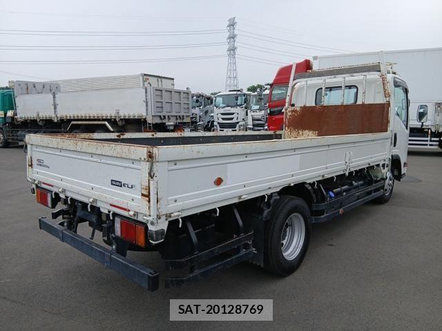 Isuzu ELF TRUCK 2021-03 8245134-2