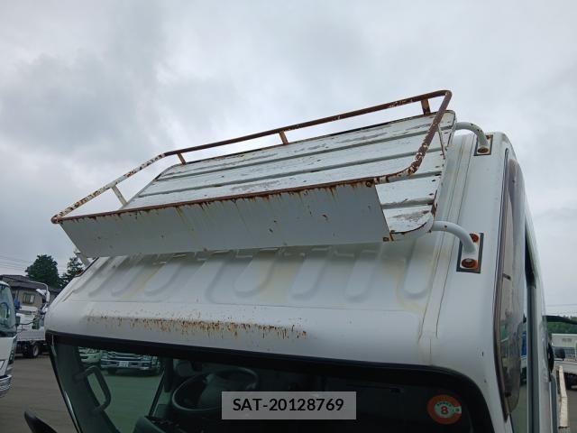 Isuzu ELF TRUCK 2021-03 8245134-5