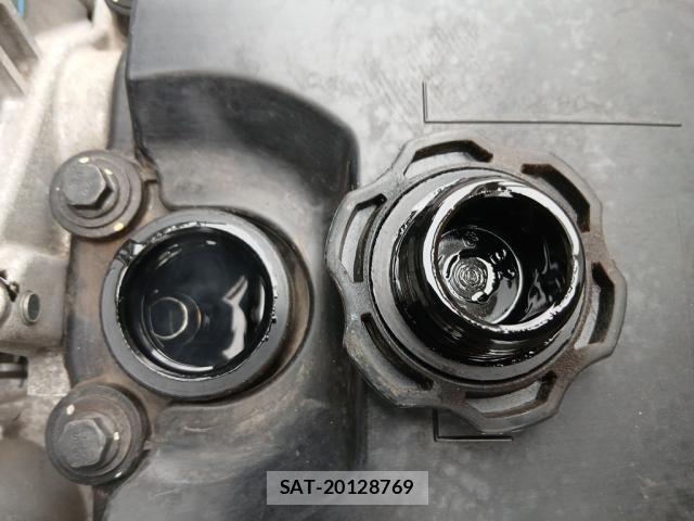 Isuzu ELF TRUCK 2021-03 8245134-8