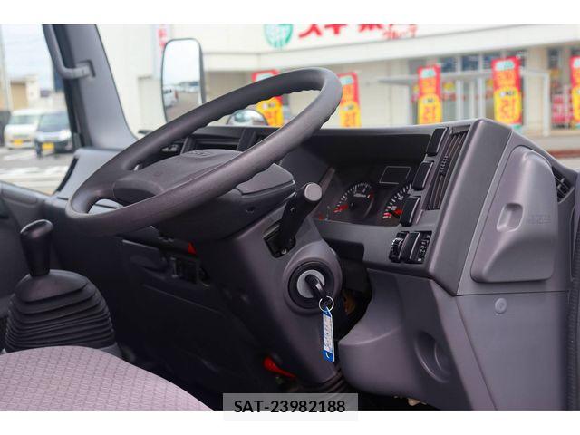 Isuzu ELF TRUCK 2019-07 8245131-12