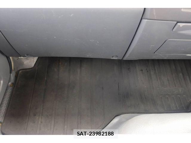 Isuzu ELF TRUCK 2019-07 8245131-20
