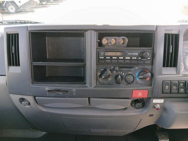 Isuzu ELF TRUCK 2013-03 8311094-16