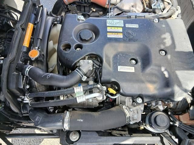 Isuzu ELF TRUCK 2013-03 8311094-18