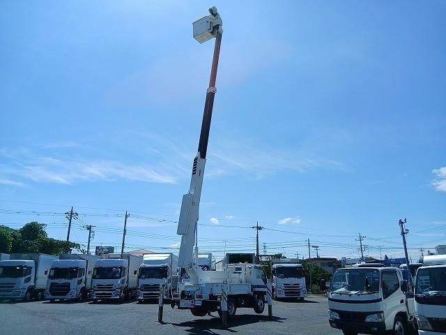 Isuzu ELF TRUCK 2013-03 8311094-7