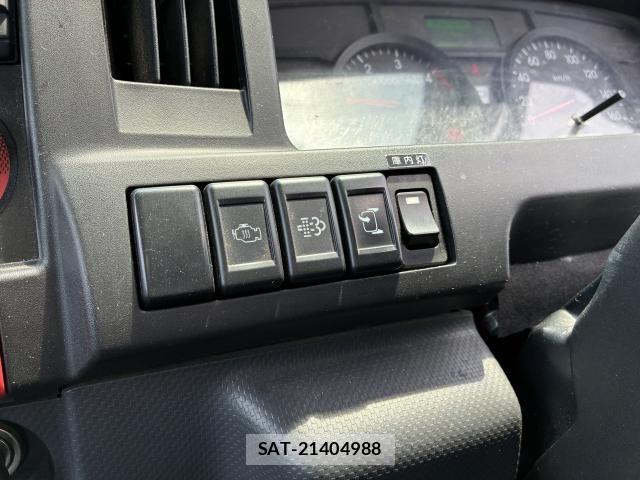 Isuzu ELF TRUCK 2021-07 8314309-3
