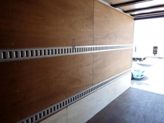 Isuzu ELF TRUCK 2016-05 8311098-14