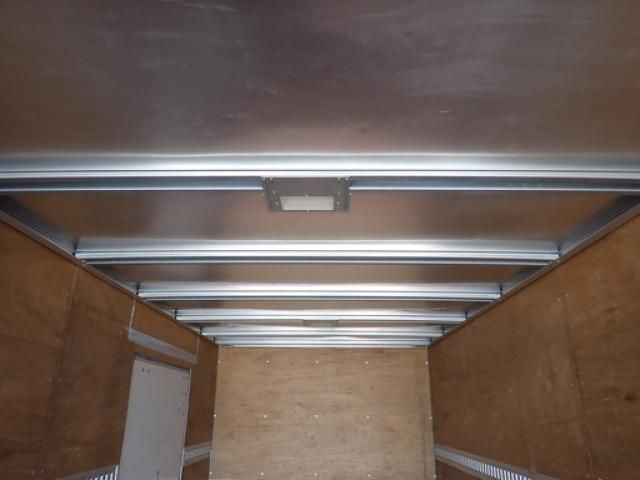 Isuzu ELF TRUCK 2016-05 8311098-17