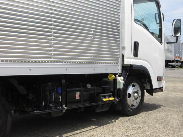 Isuzu ELF TRUCK 2021-04 8311093-16