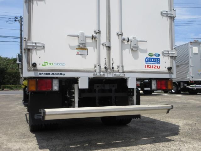 Isuzu ELF TRUCK 2021-04 8311093-21