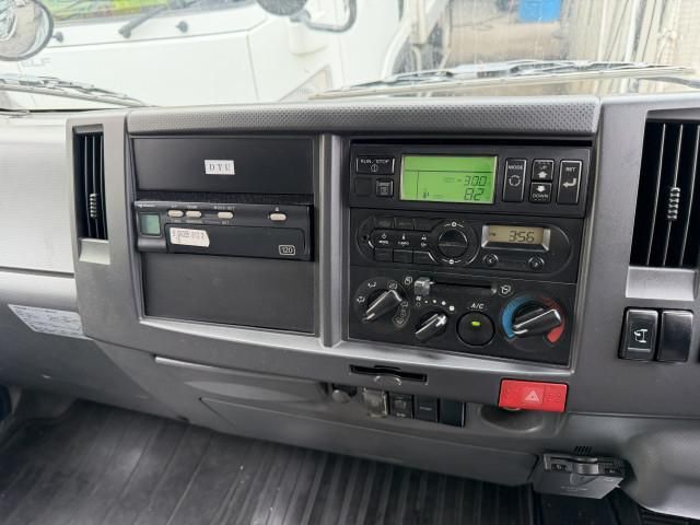 Isuzu ELF TRUCK 2016-11 8311091-13