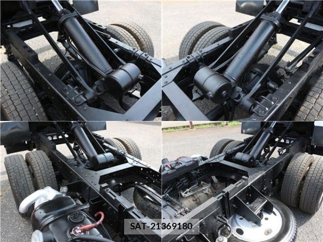 Isuzu ELF TRUCK 2014-11 8314312-18