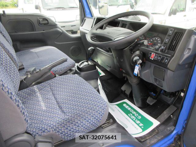Isuzu ELF TRUCK 2021-07 8314308-10