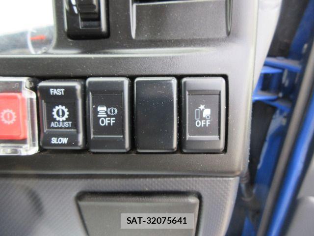 Isuzu ELF TRUCK 2021-07 8314308-16