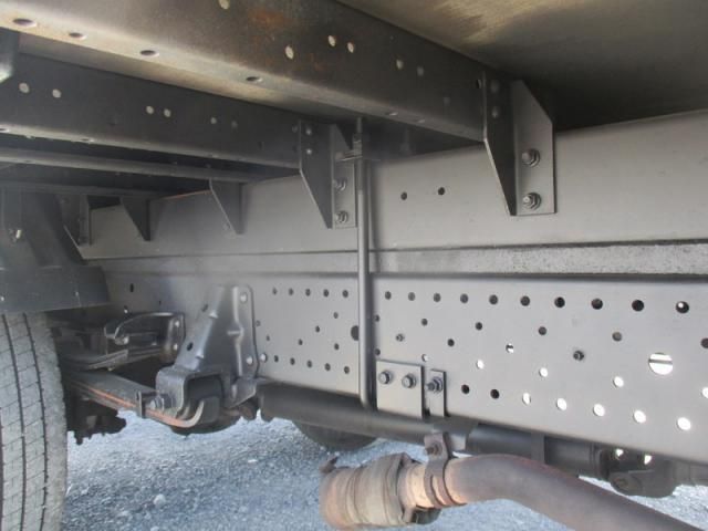 Isuzu ELF TRUCK 2015-02 8311099-13