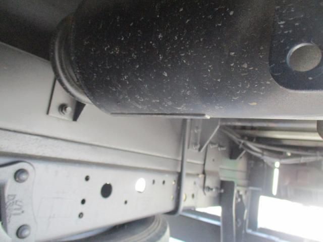 Isuzu ELF TRUCK 2015-02 8311099-17