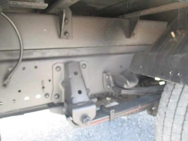 Isuzu ELF TRUCK 2015-02 8311099-18