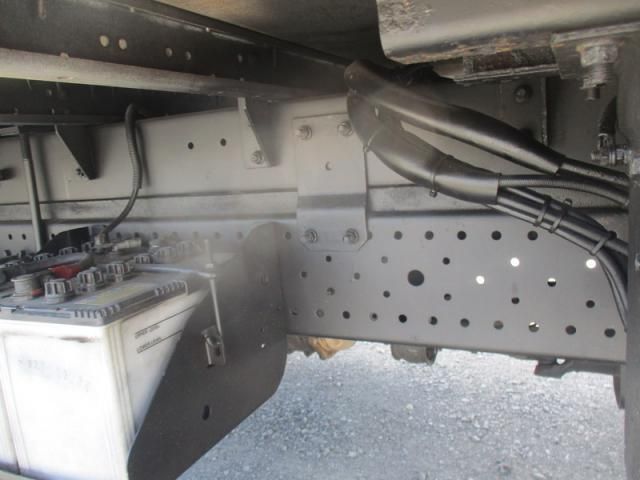Isuzu ELF TRUCK 2015-02 8311099-19