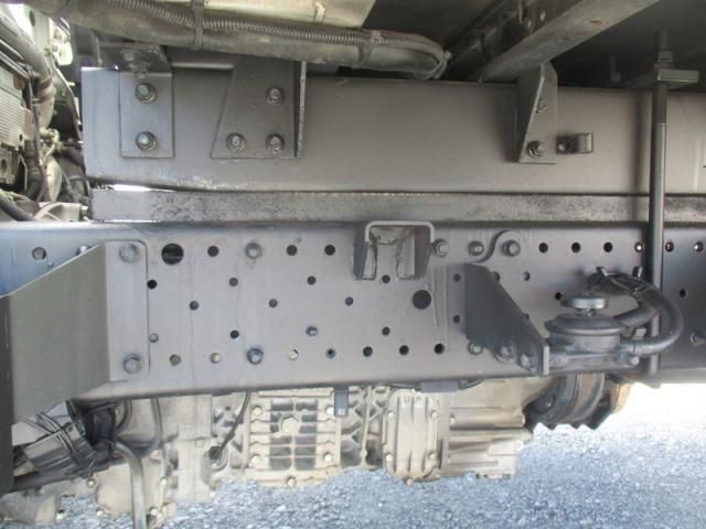 Isuzu ELF TRUCK 2015-02 8311099-20