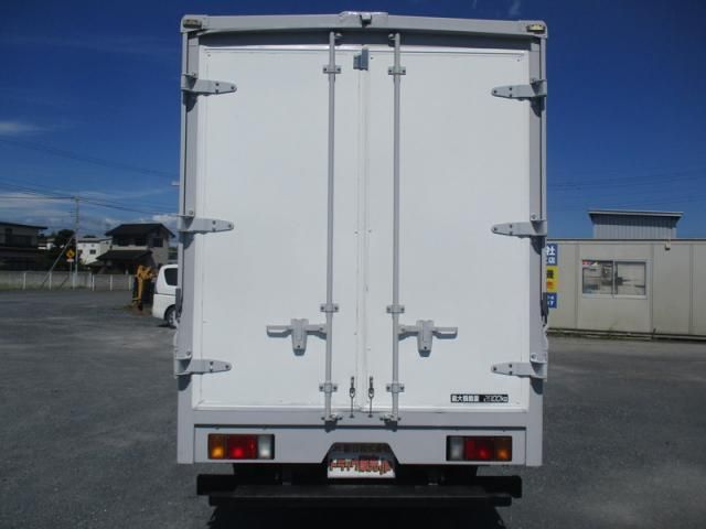 Isuzu ELF TRUCK 2015-02 8311099-23