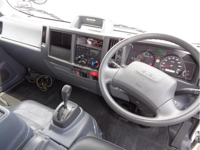 Isuzu ELF TRUCK 2020-05 8311092-24