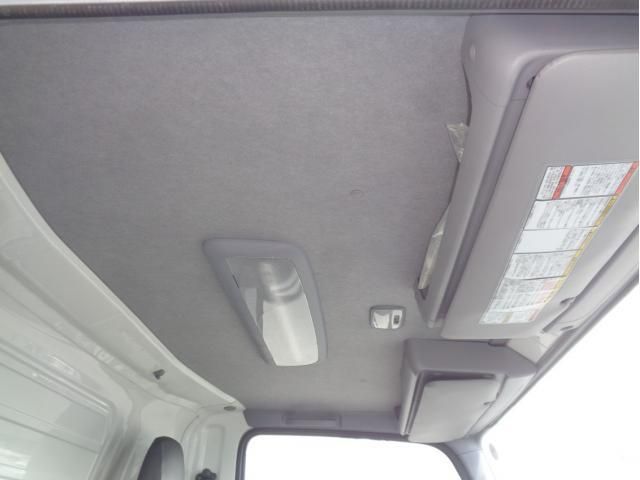 Isuzu ELF TRUCK 2020-05 8311092-25