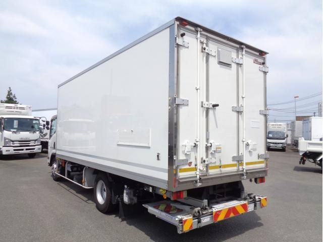 Isuzu ELF TRUCK 2020-05 8311092-3