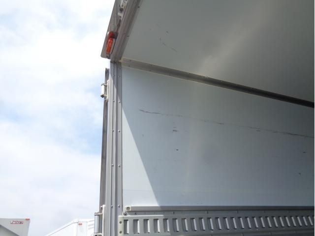 Isuzu ELF TRUCK 2020-05 8311092-6