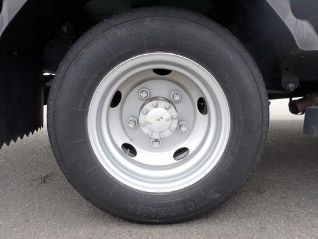 Isuzu ELF TRUCK 2016-03 8311096-12