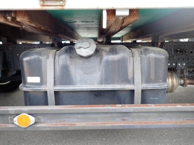 Isuzu ELF TRUCK 2016-03 8311096-13