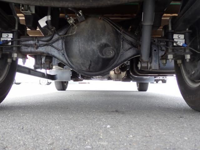 Isuzu ELF TRUCK 2016-03 8311096-14