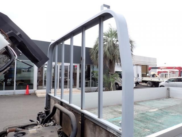 Isuzu ELF TRUCK 2016-03 8311096-17