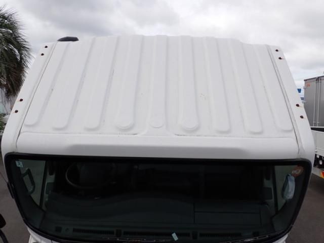 Isuzu ELF TRUCK 2016-03 8311096-23