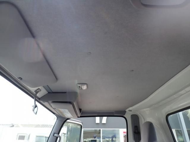 Isuzu ELF TRUCK 2016-03 8311096-28