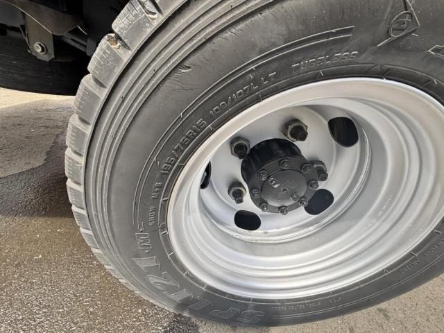 Isuzu ELF TRUCK 2016-10 8311100-27