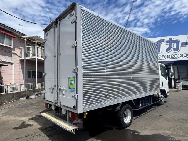 Isuzu ELF TRUCK 2016-10 8311100-4
