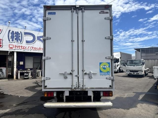 Isuzu ELF TRUCK 2016-10 8311100-5