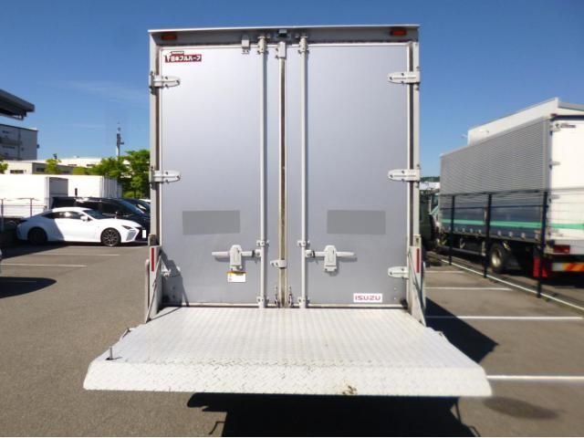 Isuzu ELF TRUCK 2020-03 8311090-10