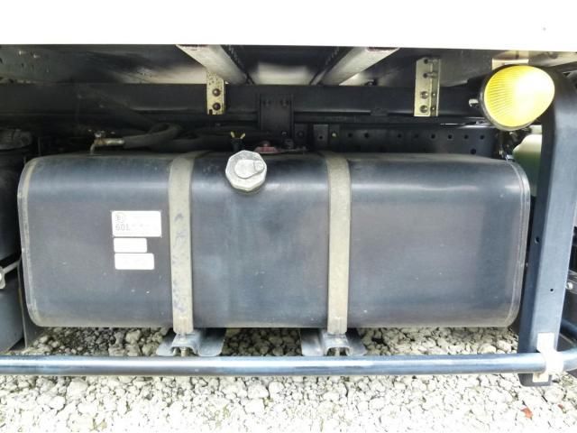 Isuzu ELF TRUCK 2020-03 8311090-25